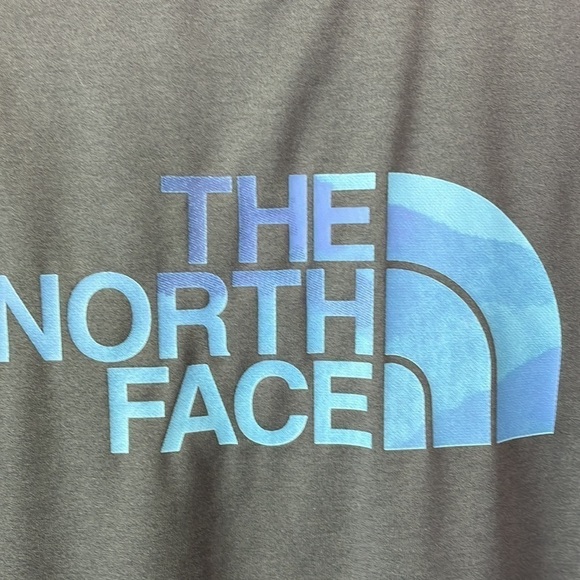 The North Face T-Shirt Men Size M Grey Performance Fabric - Picture 3 of 12